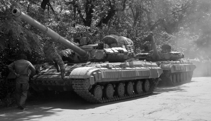 В Луганській області НЗФ розміщують танки та артилерію на лінії розмежування
