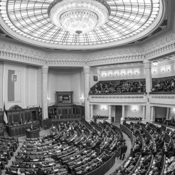 У Раду проходять п’ять партій