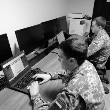 Зеленський підписав указ про створення кібервійськ в Україні