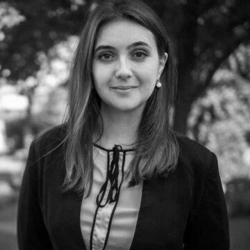 “Нові майдани – нові банани”: Мендель знову відзначилась неоднозначною заявою