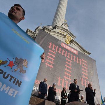 Зеленський: “Крим ніколи не буде російською територією”
