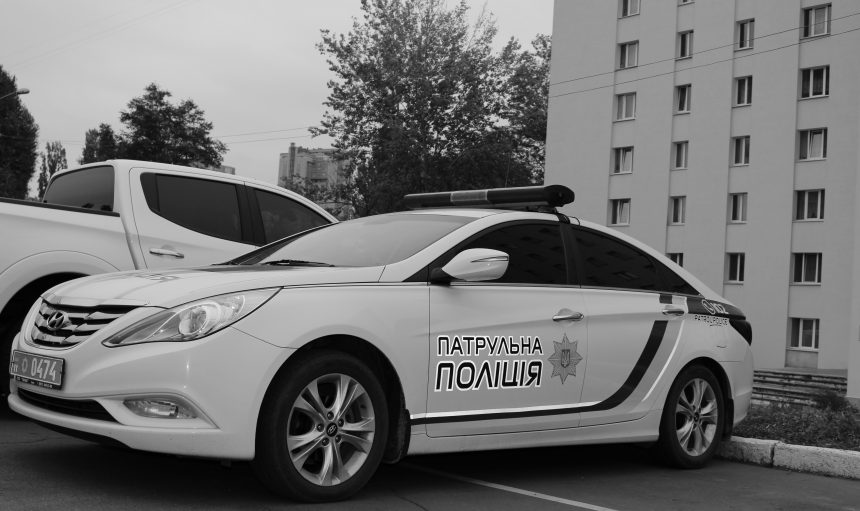 Інспектори Патрульної поліції Борисполя супроводили 3-річну дитину до лікарні