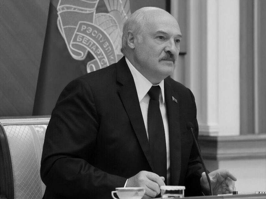 Лукашенко привітав Україну з Днем Незалежності