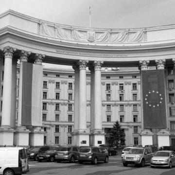 Захоплених українських літаків в столиці Афганістану Кабулі чи деінде немає, – МЗС