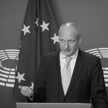 Сьогодні Україна не може запропонувати інвесторам впевненість у справедливості судів – посол ЄС у Києві