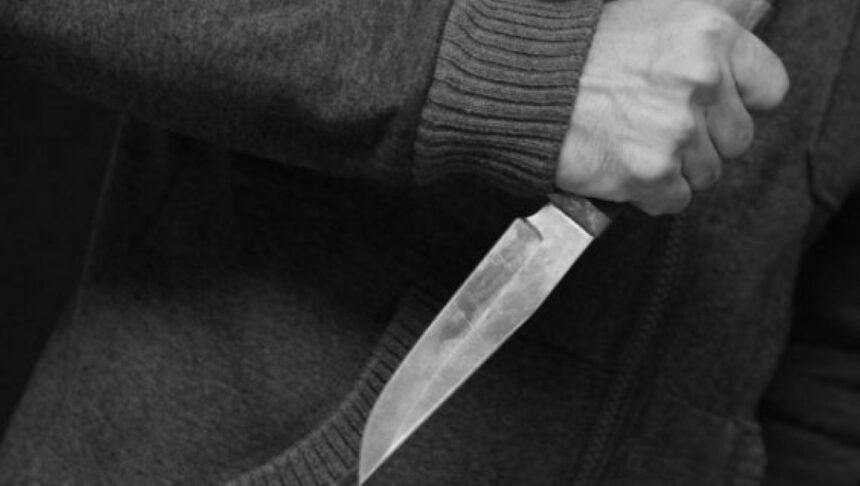 У Київській області хлопець завдав батькові 6 ножових поранень