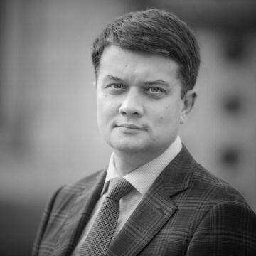 Разумков пояснив, чому закон про деолігархізацію передали Венеційській комісії