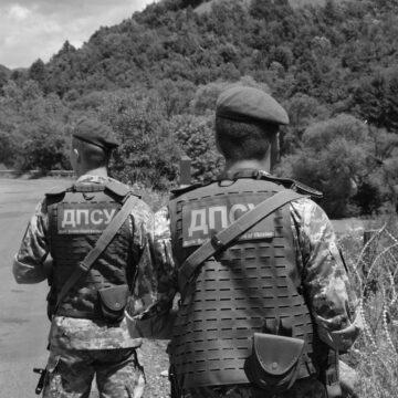 За місяць прикордонники виявили понад 500 недійсних COVID-сертифікатів