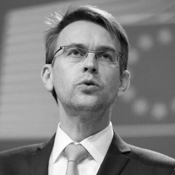 В ЄС повідомили, чи будуть впроваджувати санкції проти українських олігархів В ЄС повідомили, чи будуть впроваджувати санкції проти українських олігархів