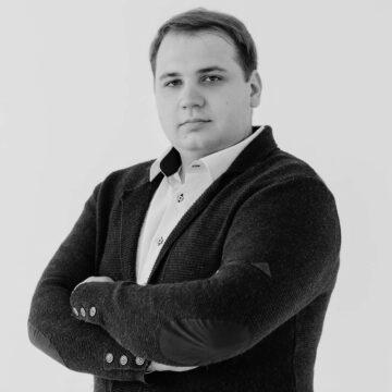 Новачок-«слуга» присягнув у Раді — що відомо про заміну Монастирському