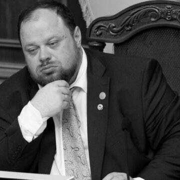 “Формальні обставини є”: Стефанчук розповів, чи буде  змінюватись парламент і Кабмін