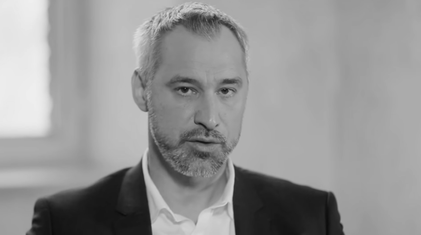 Закон про “деолігархізацію” не призведе до прозорості, а розширить повноваження президента