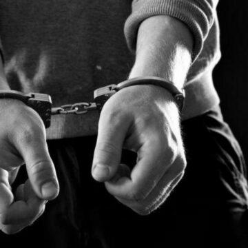 На Київщіні пограбували підлітка