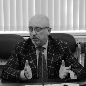 Паспорт для дітей з окупованих територій: Резніков анонсував спрощення процедури