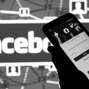 Розкрито роль Facebook в штурмі Капітолію