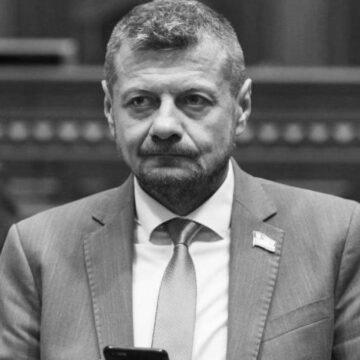Мосійчук передбачає наявність компромата на Зеленського
