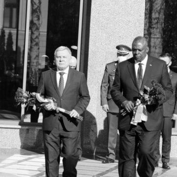 Ллойд Остін відреагував на заяву РФ про вступ України в НАТО