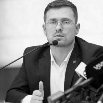 МОЗ розробить довідку для людей, яким не можна вакцінуватись