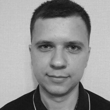 В Білорусі затримали 116 людей за коментарі в соцмережах на вбивство айтішника