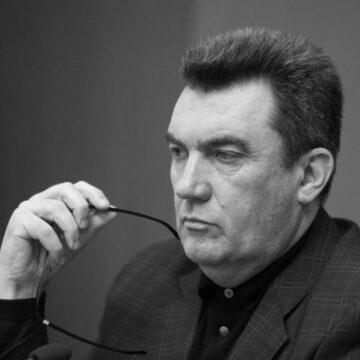Данілов вважає, що війська РФ виконують завдання тиску на США