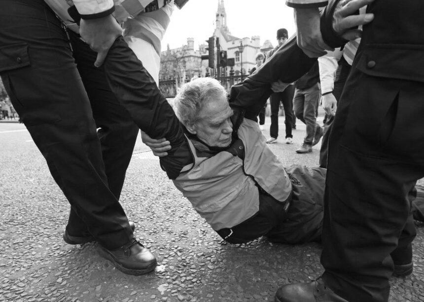 В столиці Британії затримано  30 активістів