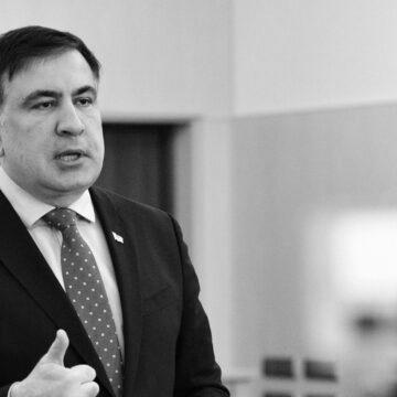 Лікар Саакашвілі вважає, що політика треба перевести до іншої лікарні