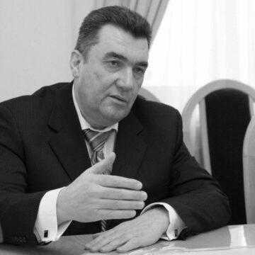 На засіданні РНБО введено нові санкції