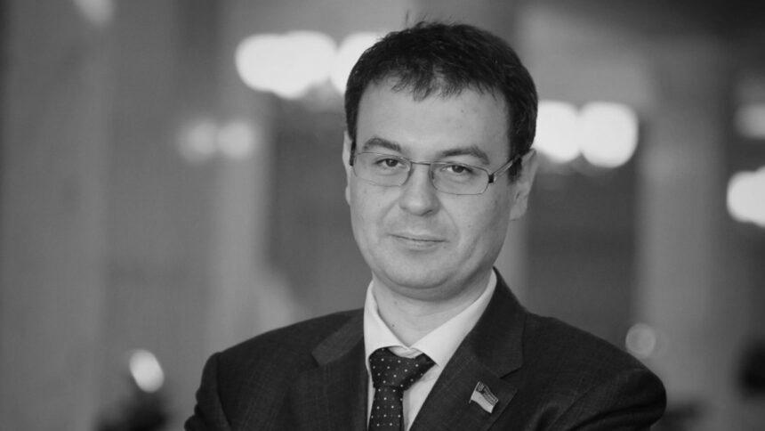 Гетманцев не зміг спрогнозувати, скільки голосів нададуть за ресурсний законопроєкт “Слуги народу”
