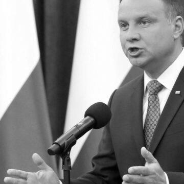 Президент Польщі схвалив будівництво стіни з Білоруссю