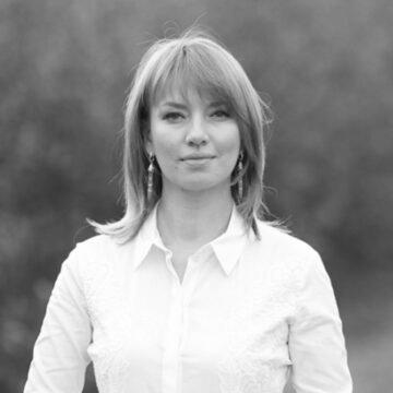 Олена Шуляк-основний кандидат на посаду голови партії “Слуга народу”