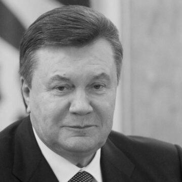 Янукович звернувся до суду з позовом про скасування свого відсторонення