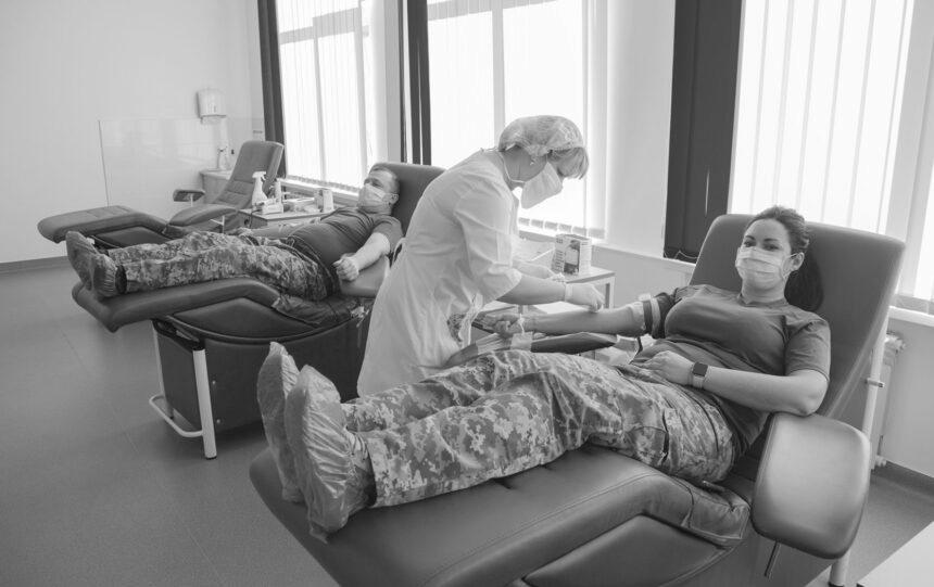 Військові зі складу Об’єднаних сил здали кров для лікування онкохворих дітей