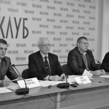 чесно В Україні протестують проти повернення старого виборчого законодавства