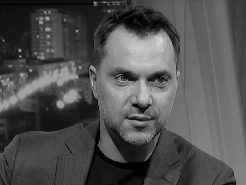 Арестович пояснив необхідність прямих переговорів Зеленського та Путіна
