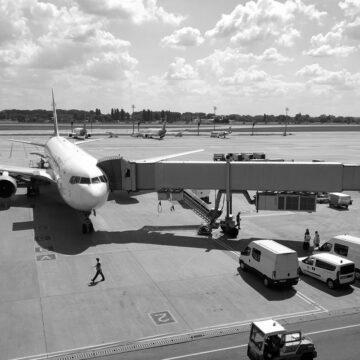 Через “Омікрон” Україна закриває кордон для восьми держав з Африки