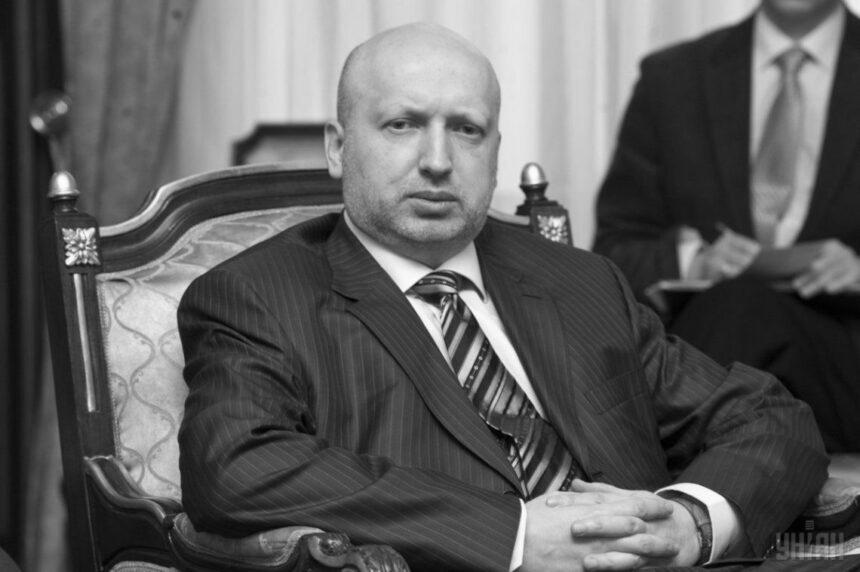 Єднання нації: Турчинов закликав всі патріотичні сили об’єднуватись проти “зеленої влади”