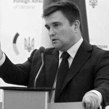 Клімкін щодо агресії Путіна: Україні необхідно створювати “кулак оборони”