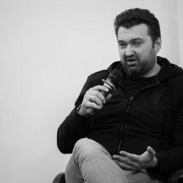 Зеленський зробив хайп, тепер хайпуватиме Порошенко – політтехнолог