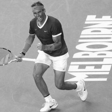 У фіналі Australian Open Рафаель Надаль перемагає росіянина Даніїла Медведєва