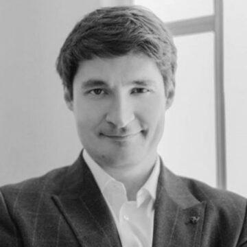 “Посилиться олігархічний вплив на “слуг” – політолог