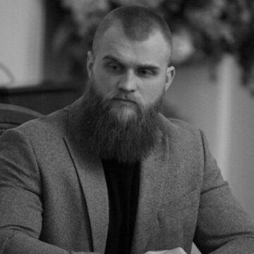 01 Після дебошу в міськраді нардеп Дмитрук іде від Разумкова