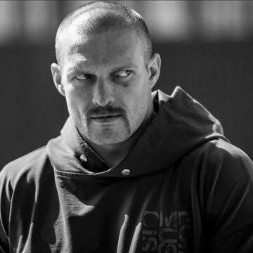 Усик пожалівся, що через політику в Україні йому не пропонують рекламні контракти (відео)