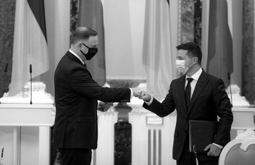 Зеленський прилетів у Польщу
