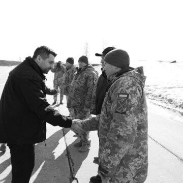 Депутати від “Слуги народу” прибули в зону ООС