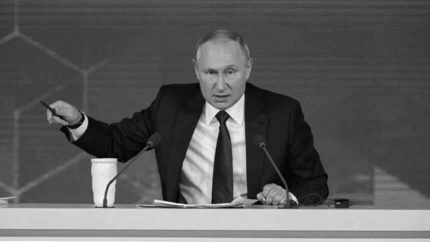 Путін заявив, що Україна хоче звільнити Крим силою