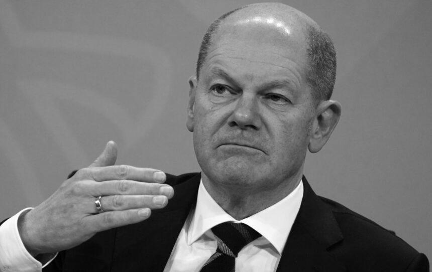 Німеччина зупинила процес сертифікації “Північного потоку – 2”