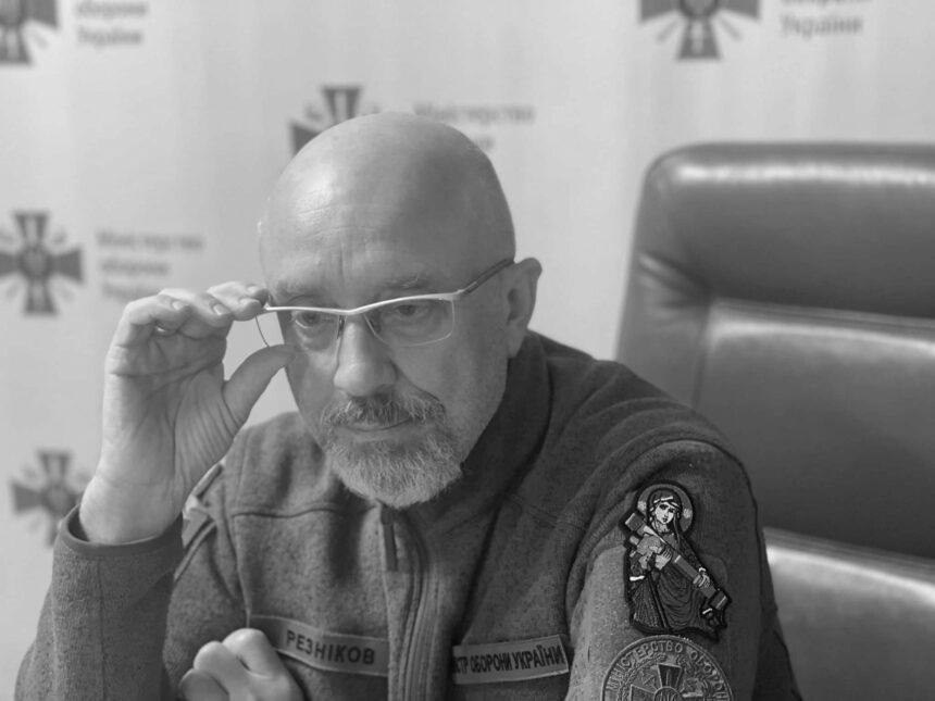 Україні вдалося таємно вивезти військові частини – Резніков