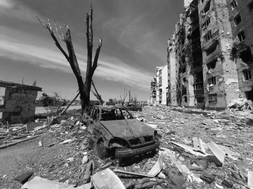 “Виживайте як хочете” – у Маріуполі окупанти озвучили плани “русского мира”