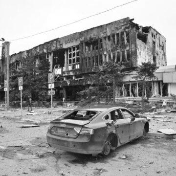 Розповіли про нові смерті внаслідок російських артобстрілів у Маріуполі
