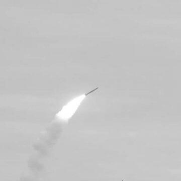 Росія вгатила по військовій частині в Лютежі: подробиці